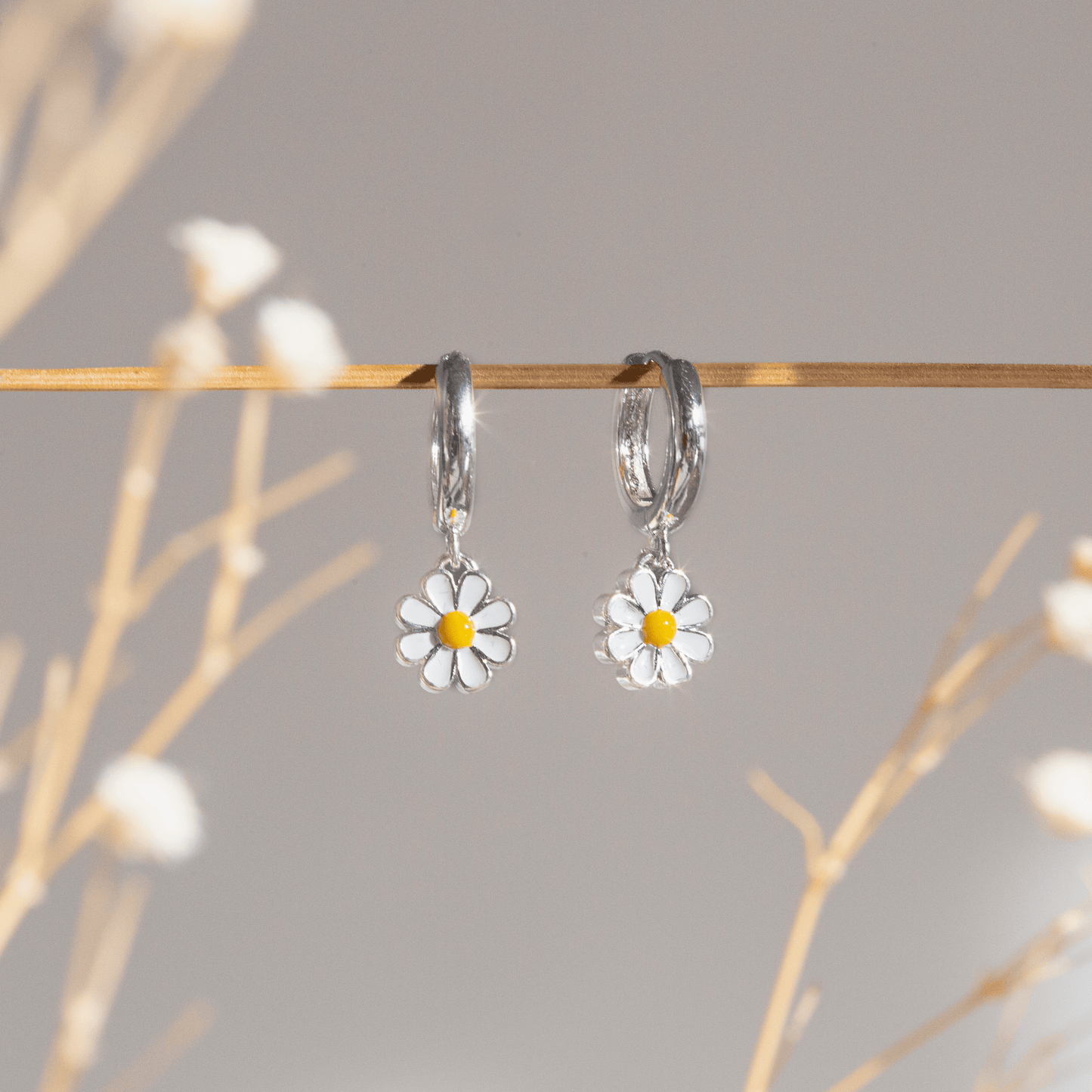 1+1 GRATIS Pendientes Margarita en plata S925