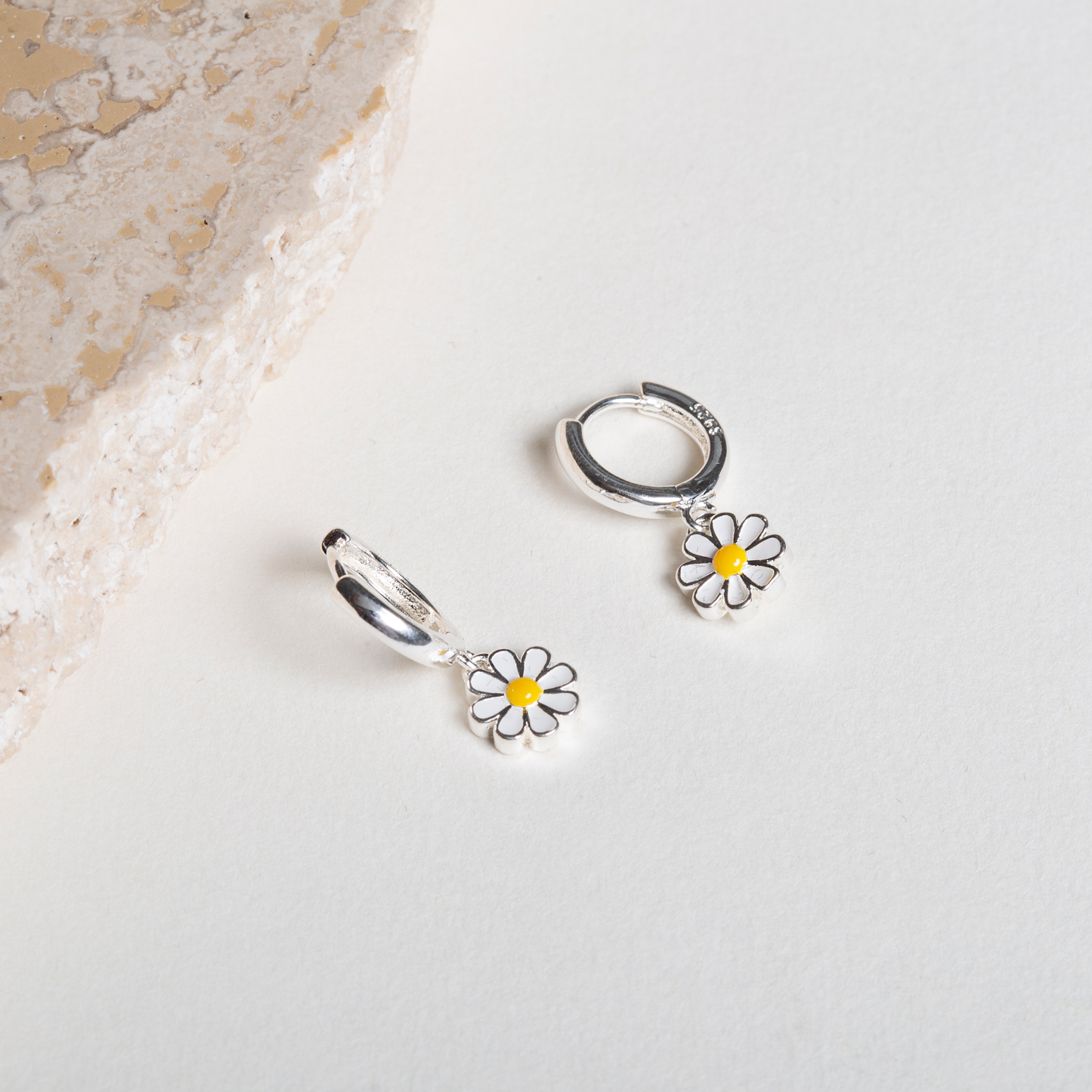 1+1 GRATIS Pendientes Margarita en plata S925